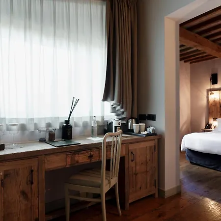 Отель Borgo Antichi Orti Ассизи