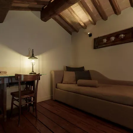 Borgo Antichi Orti 4* Ассизи